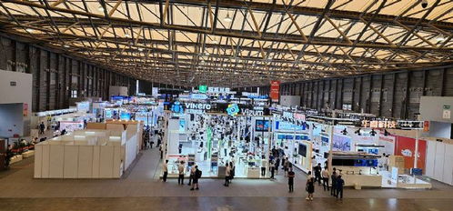 長芯盛攜高柔有源光纜產品驚艷亮相上海機器視覺展